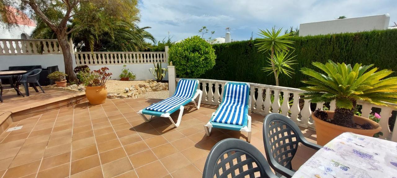 Villa Totalmente Independiente Con Piscina Comunitaria Calp Exterior foto