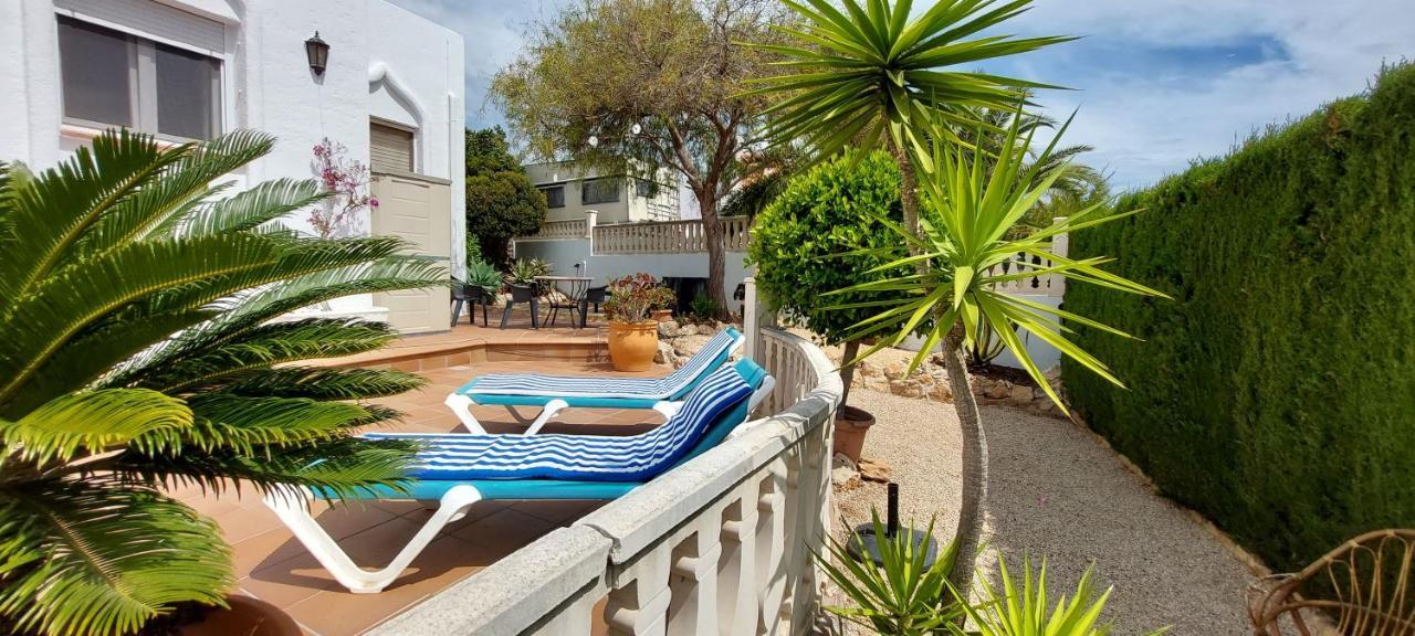 Villa Totalmente Independiente Con Piscina Comunitaria Calp Exterior foto