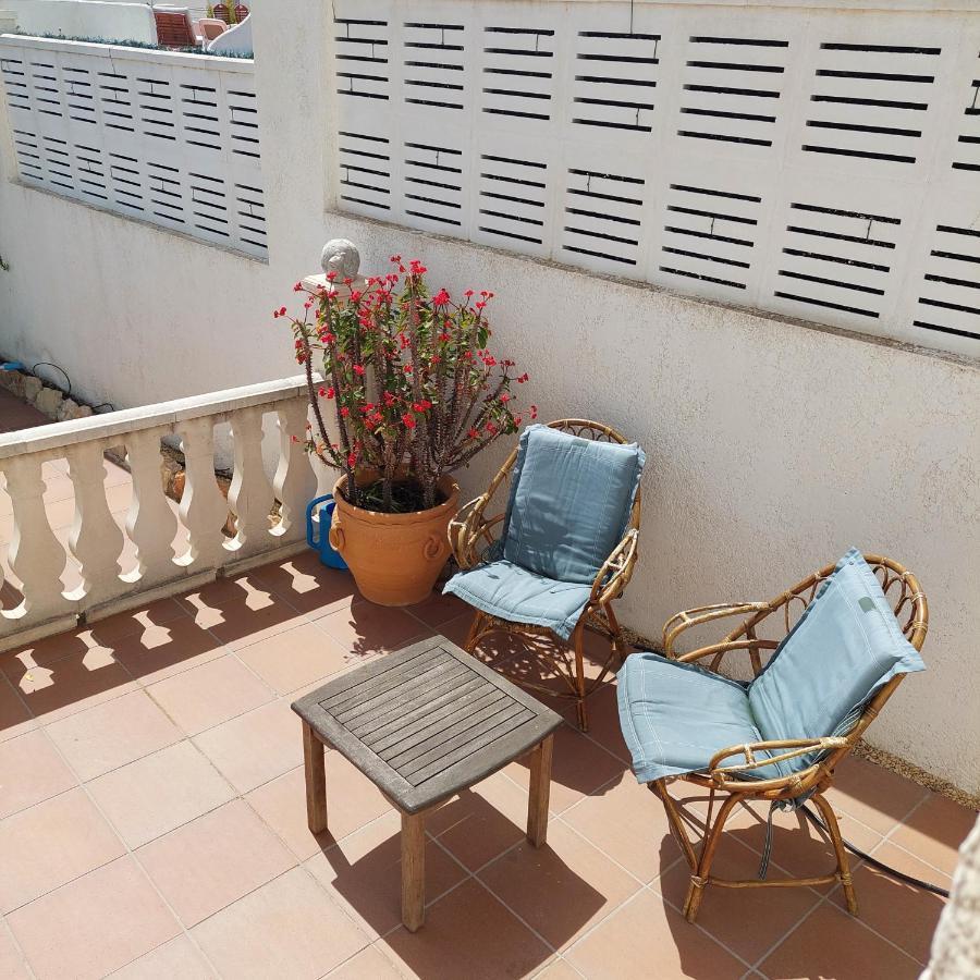 Villa Totalmente Independiente Con Piscina Comunitaria Calp Exterior foto